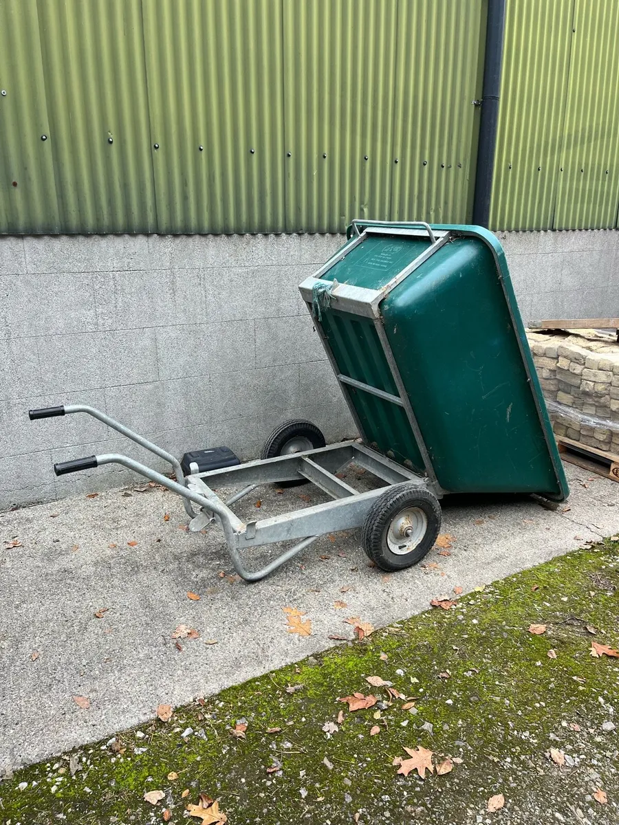 Jfc Wheelbarrow - Image 4