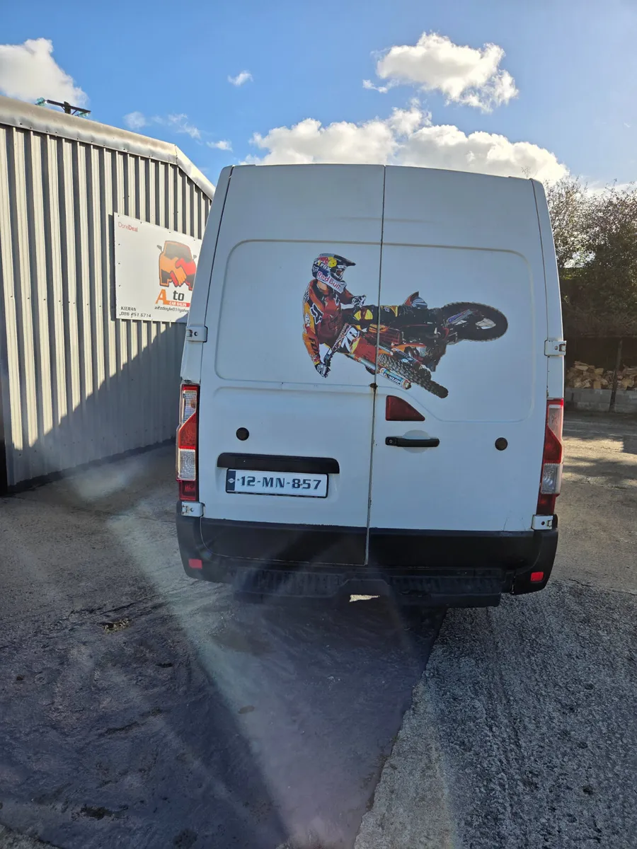 Nissan NV400 2012 - Image 4