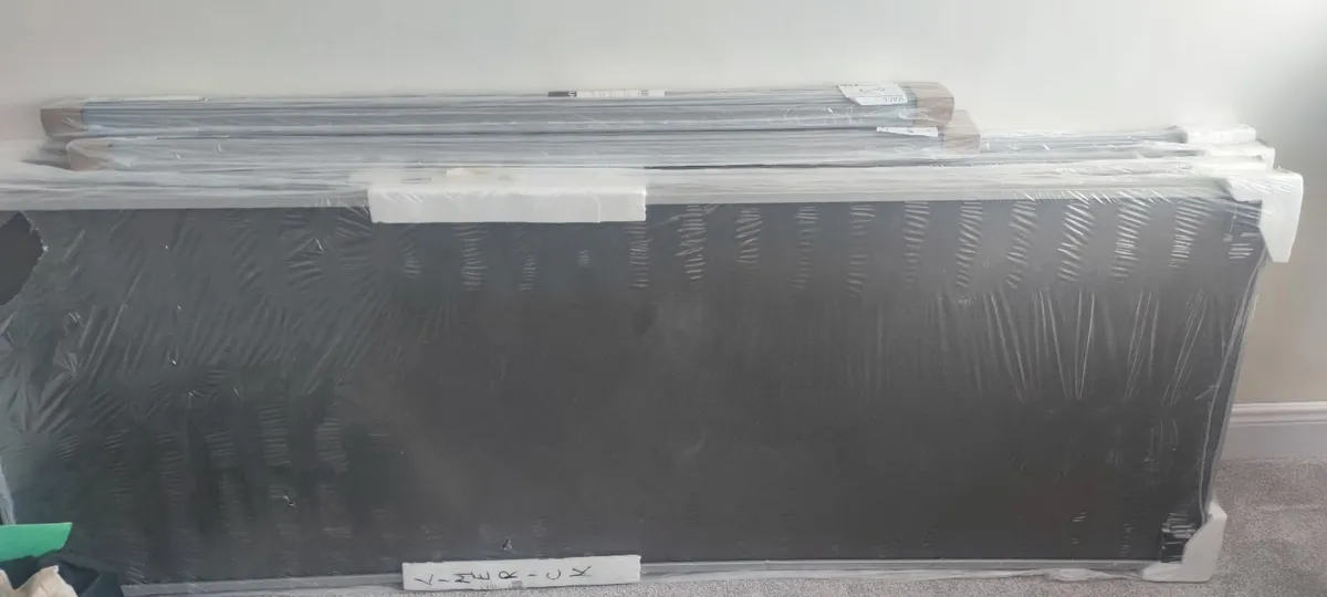 Sliding wardrobe doors (2 sets) - Image 2