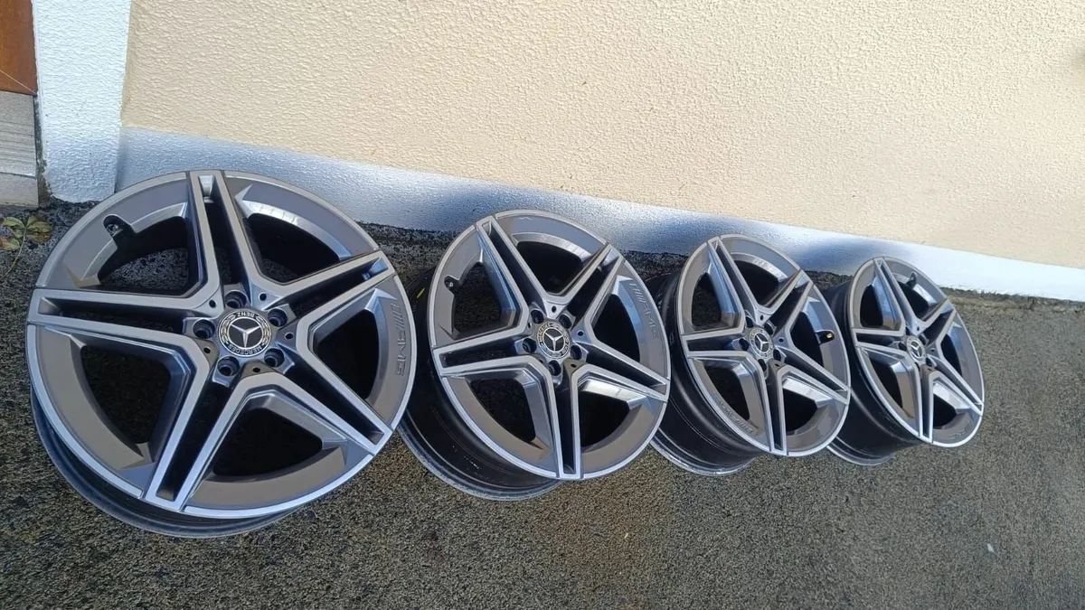 Alloys 20 Mercedes amg - Image 2