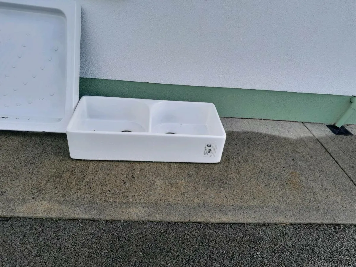 Double Belfast Sink - Image 2
