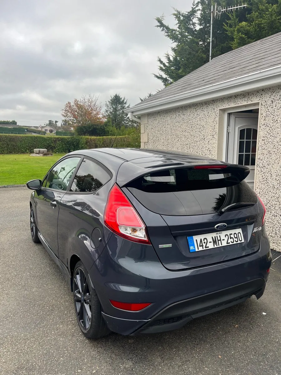 Ford fiesta - Image 3