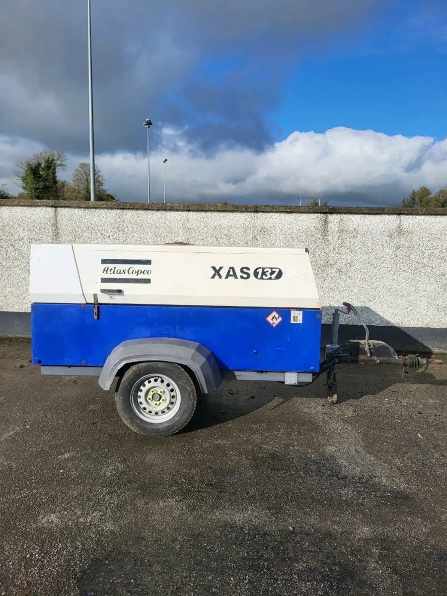 2016 Atlas Copco XAS 137 Road Compressor - Image 1