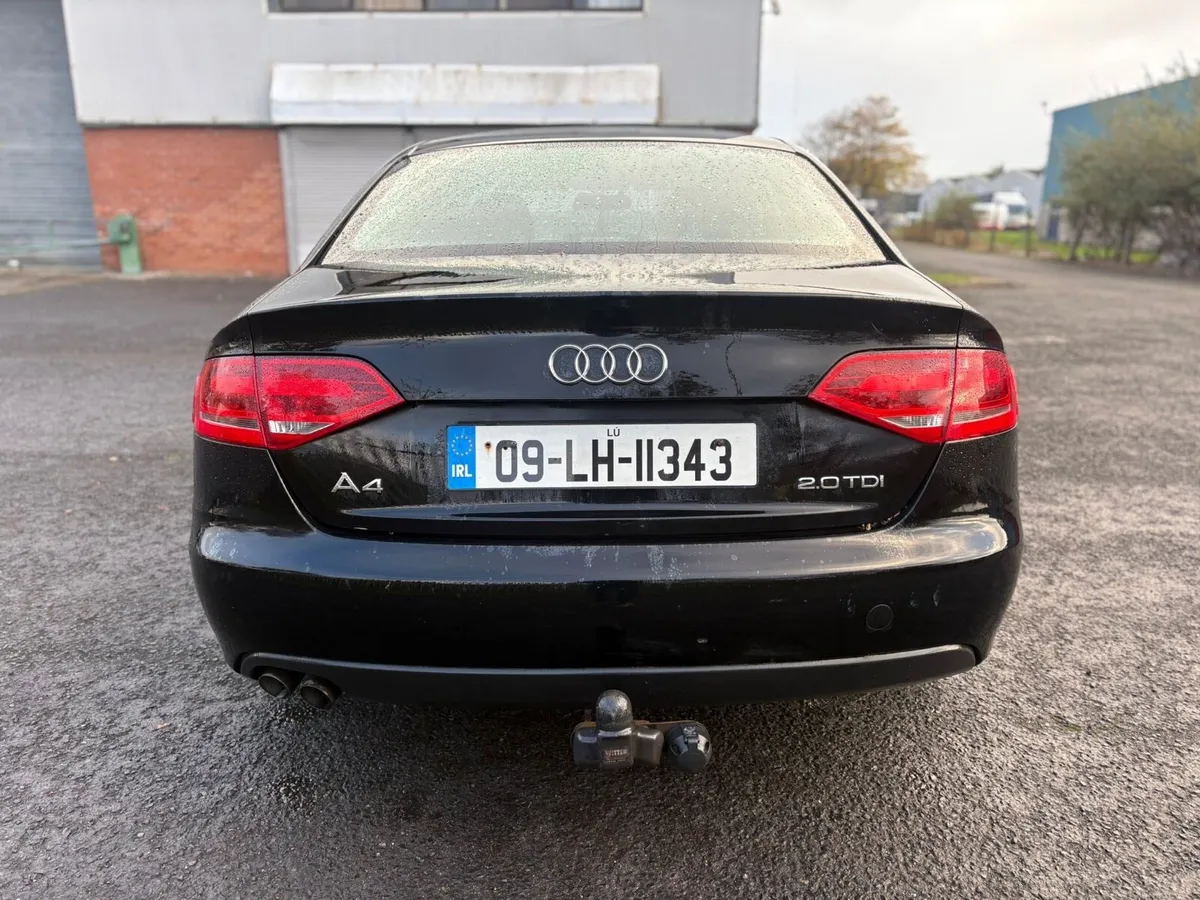 2009 Audi A4 2.0TDI - Image 3