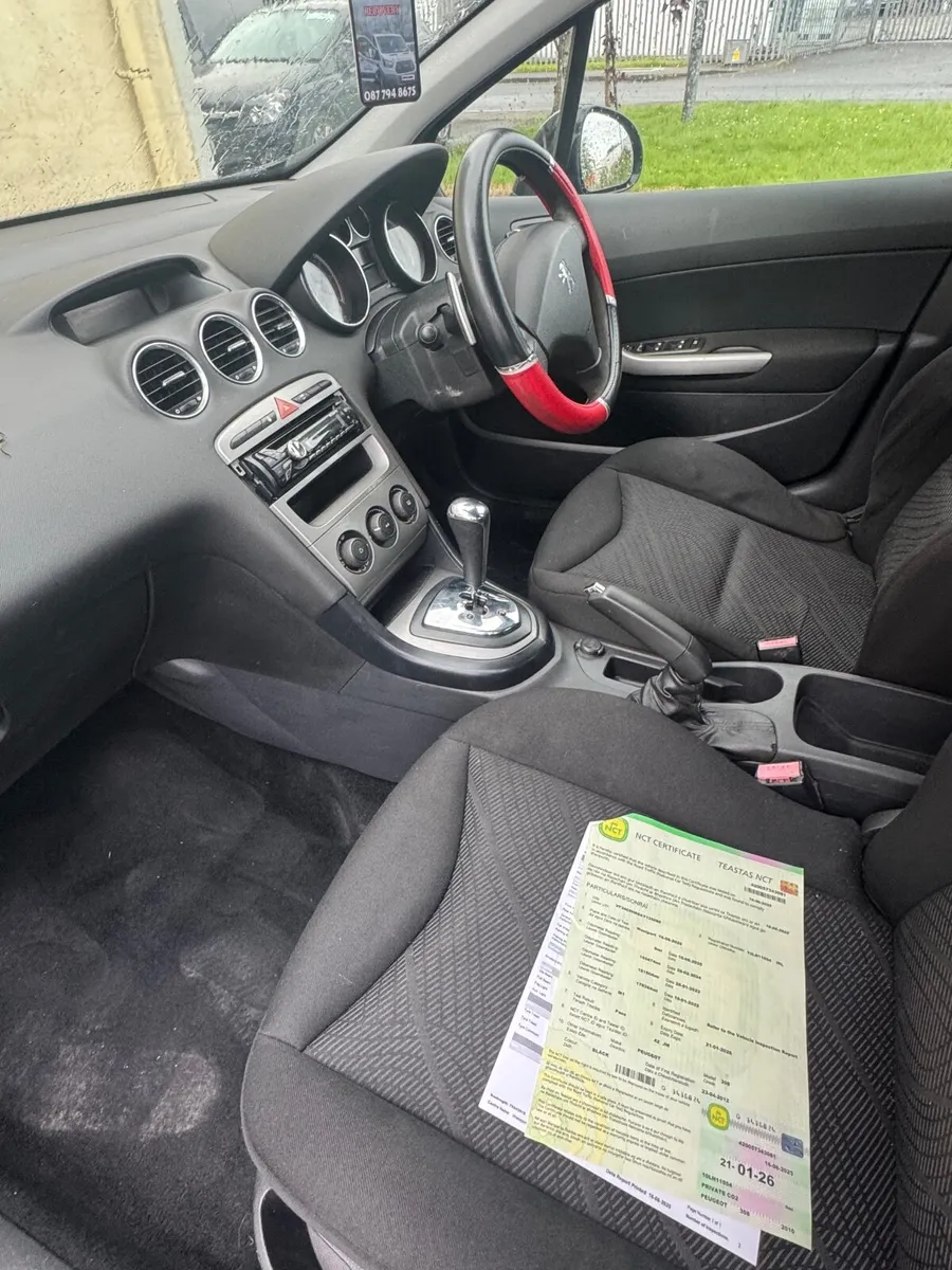 Peugeot 308 automatic - Image 3