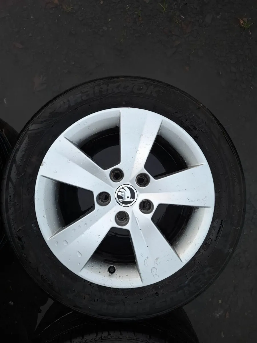 16" Skoda, Seat, Vw Alloys with tyres - Image 3