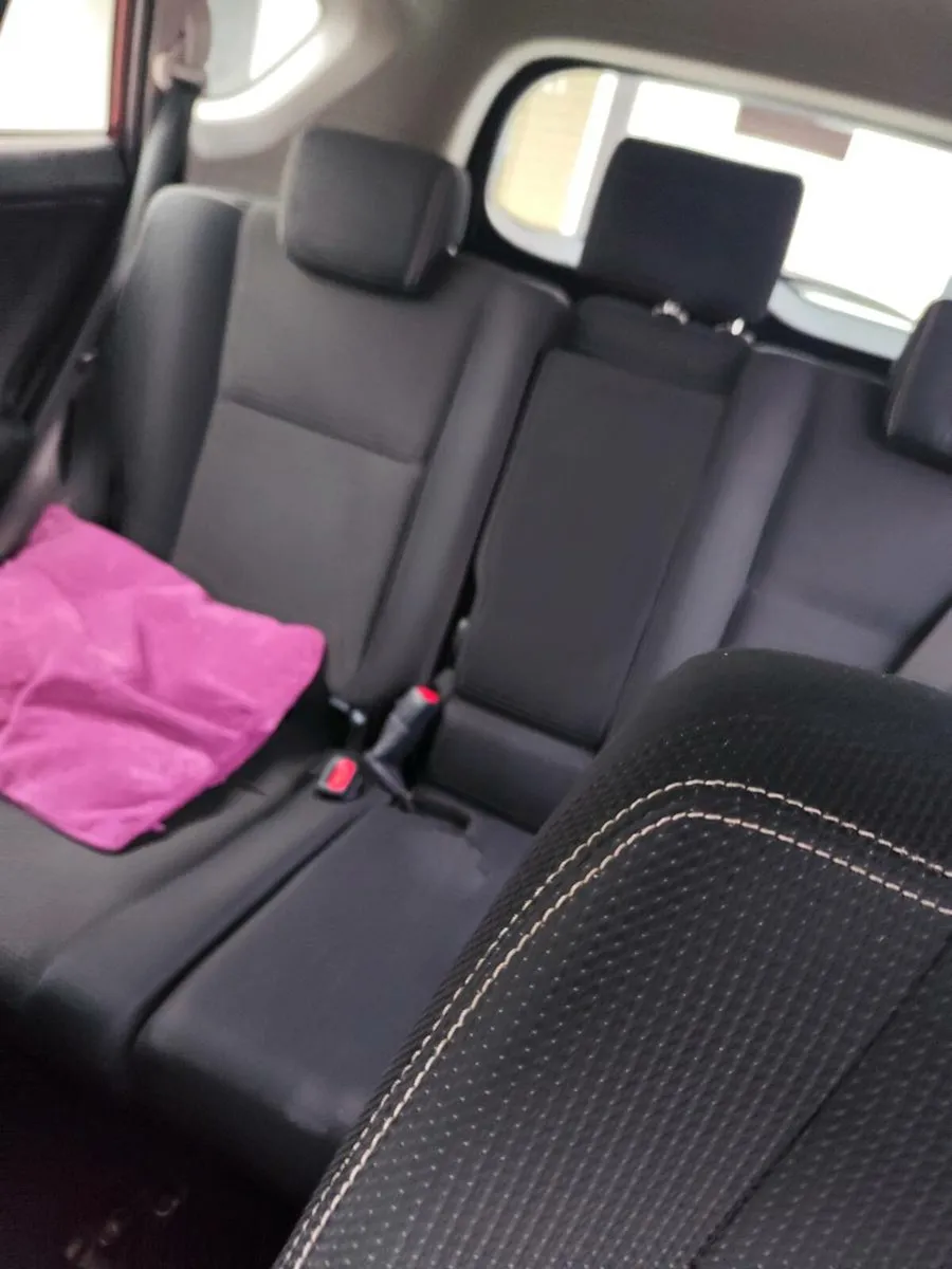 2016 Rav 4 2.0D-4D Luna good price drive it away - Image 3