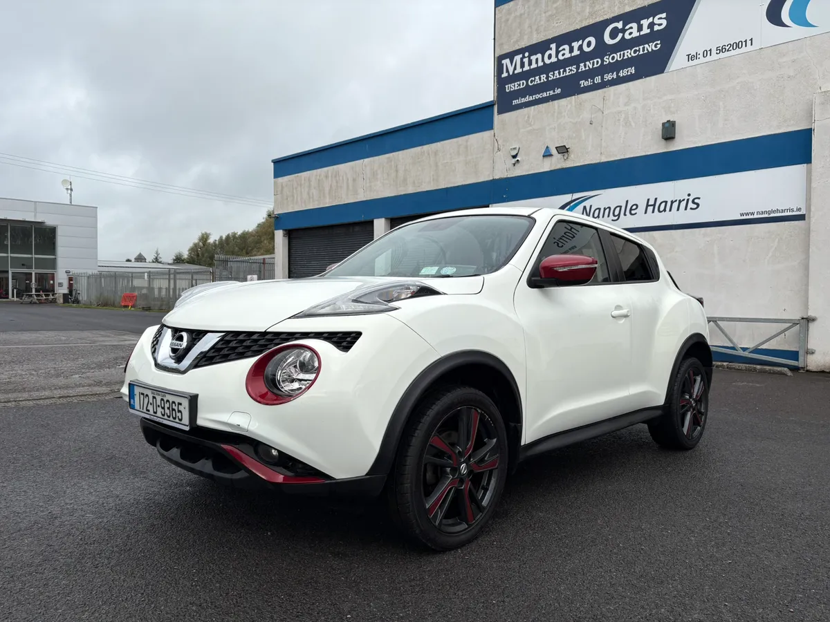 Nissan Juke 2017//VERY LOW MILEAGE - Image 2