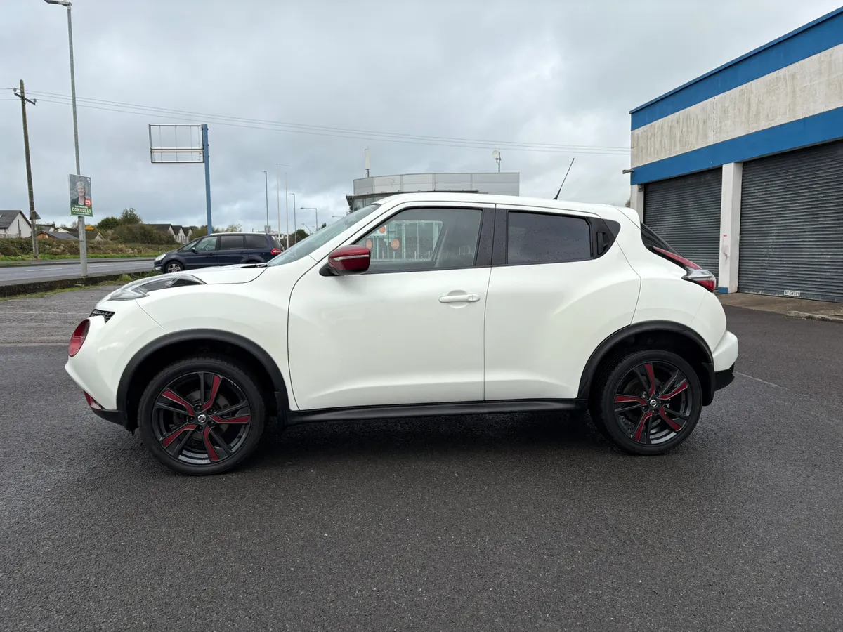 Nissan Juke 2017//VERY LOW MILEAGE - Image 3