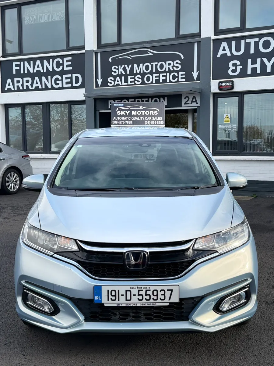 2019 Honda JAZZ/FIT 1.5 Hybrid auto Leather Specs - Image 2