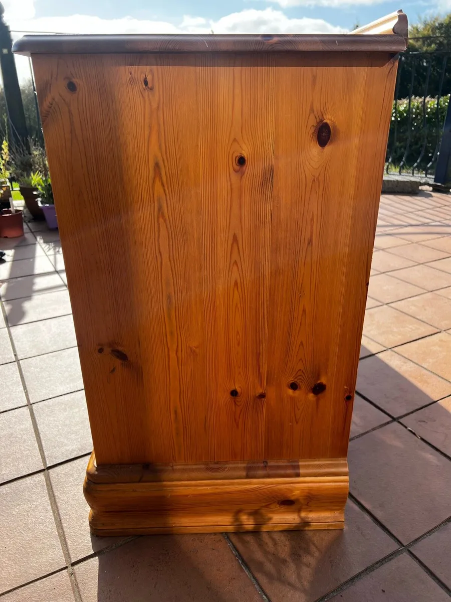 Pine Dresser - Image 2