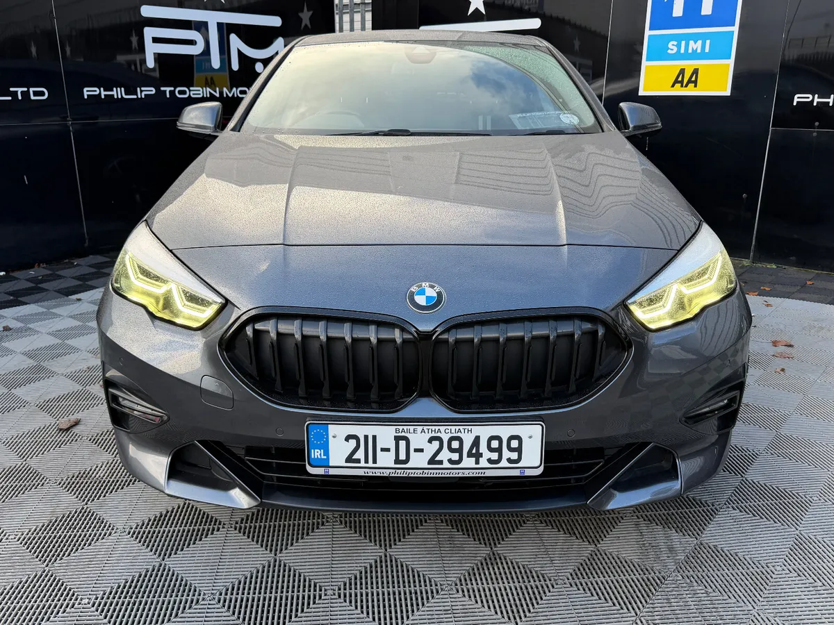 BMW 218D Sport Saloon Auto - Image 4