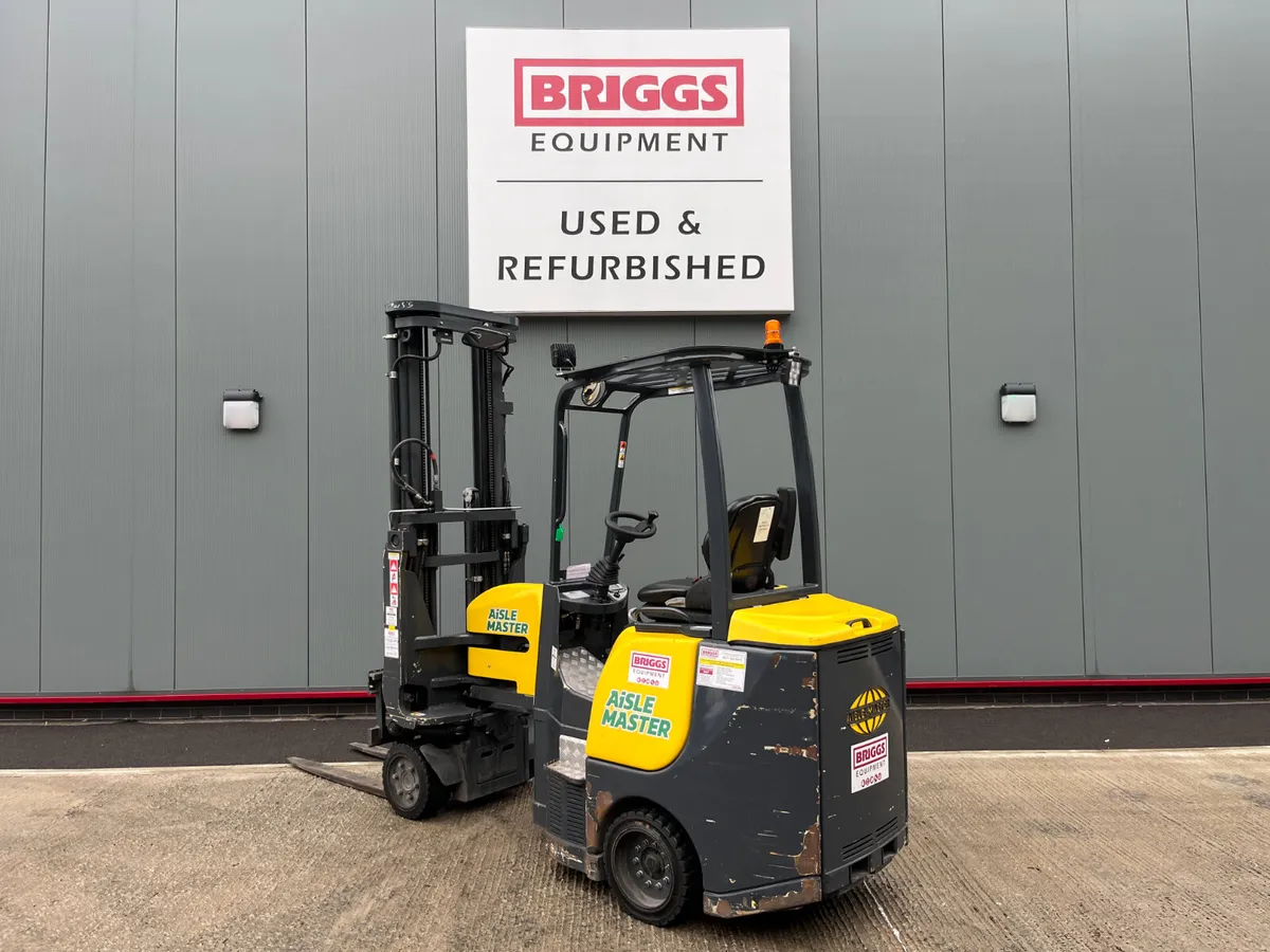 [1] 2019 Aisle Master AM15SE Forklift (REF: 11635) - Image 4