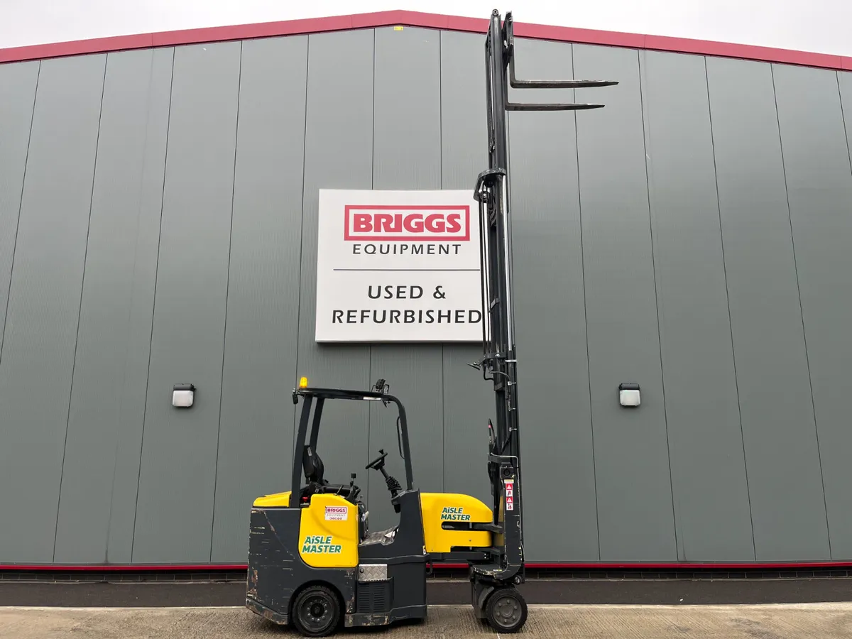 [1] 2019 Aisle Master AM15SE Forklift (REF: 11635) - Image 2