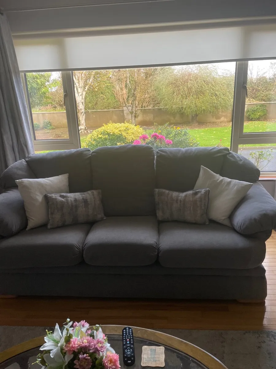 Couch - Image 1