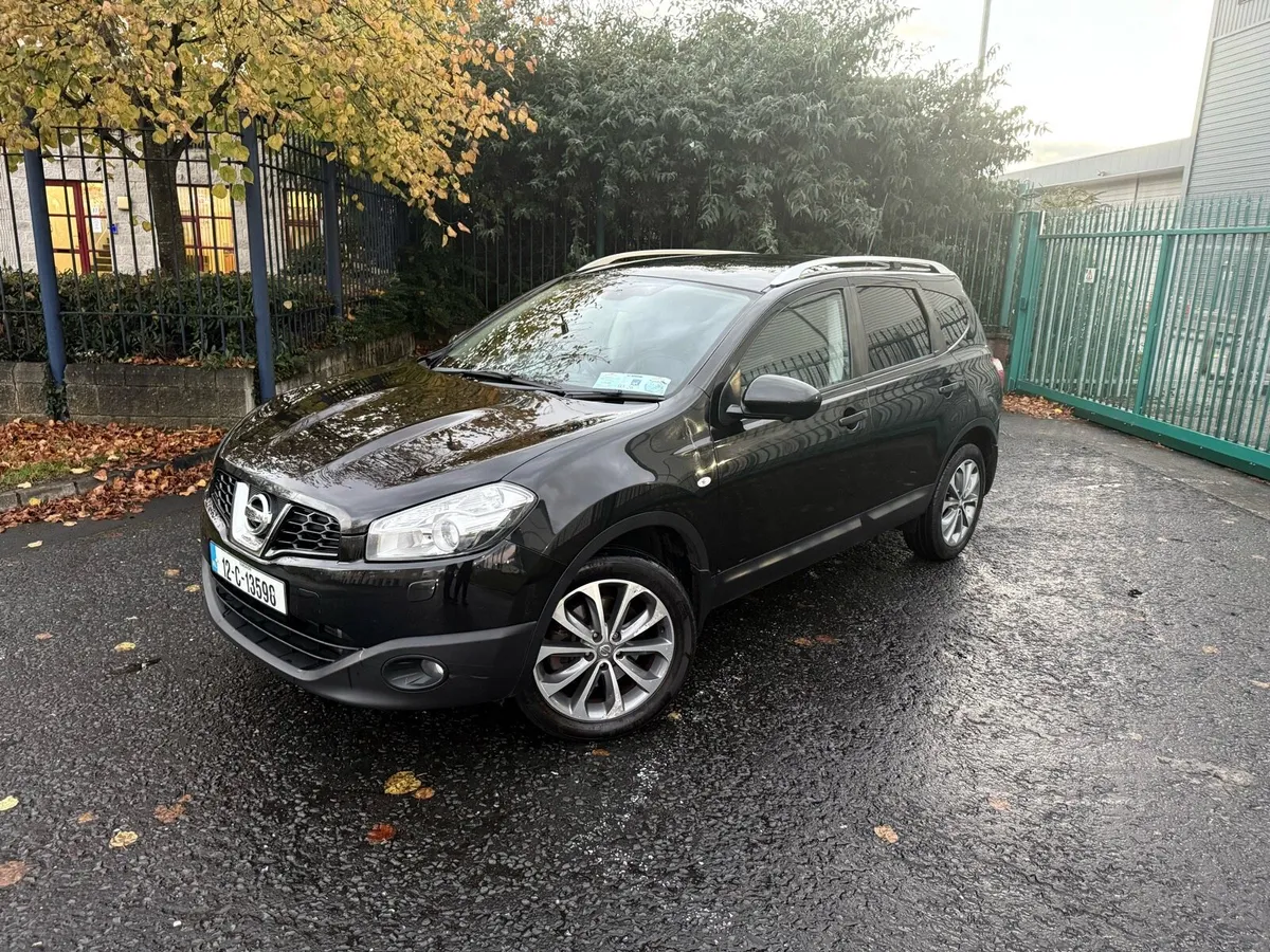 Nissan Qashqai 7 Seater Panroof Mega Spec ! - Image 1