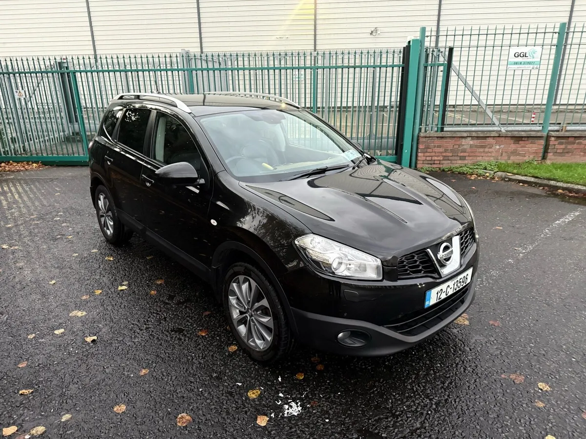 Nissan Qashqai 7 Seater Panroof Mega Spec ! - Image 4