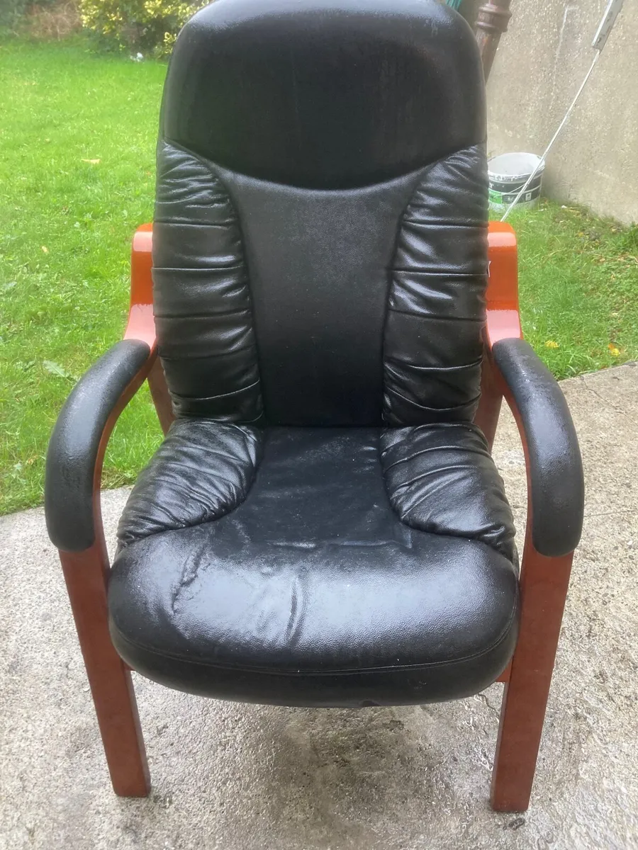 Orthopaedic Chair - Image 2