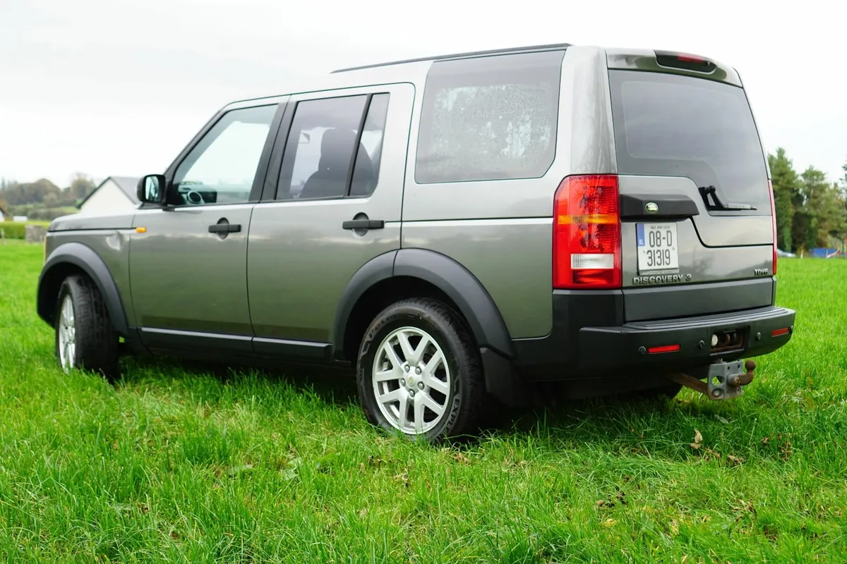 Land Rover Discovery 2008 - Image 2
