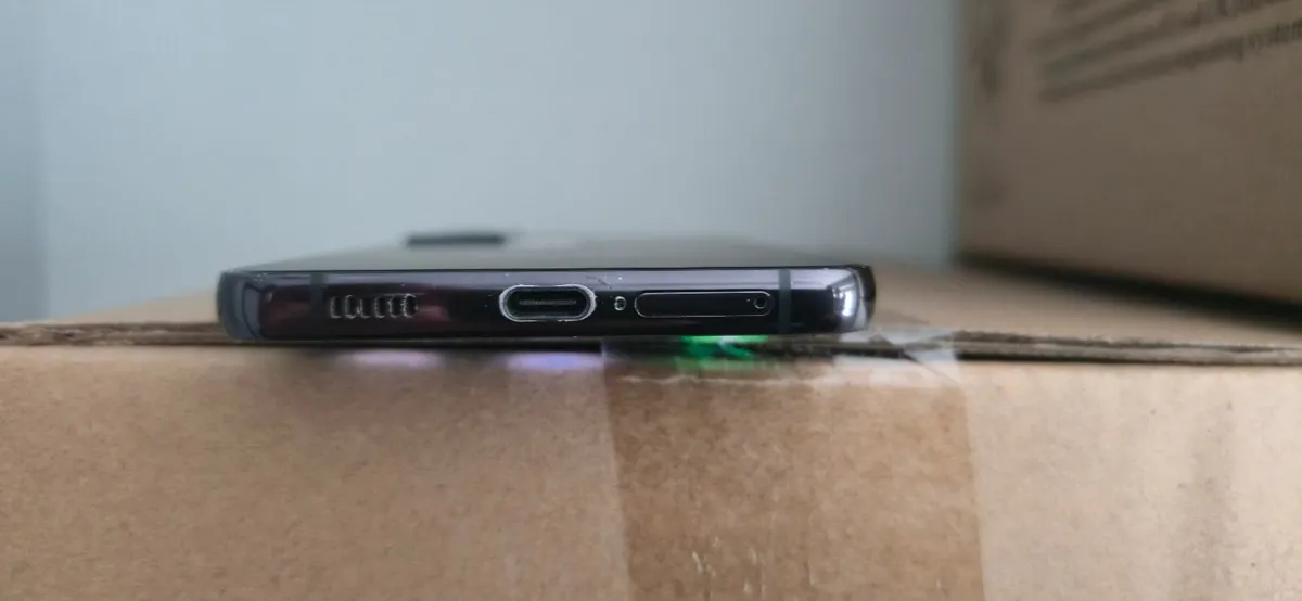 s22 Plus 5G 128GB black Unlocked - Image 4