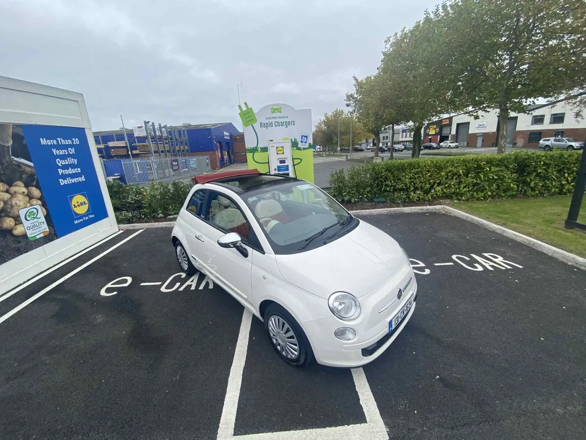 2013 Fiat 500 Convertible New Nct €3,950 - Image 3