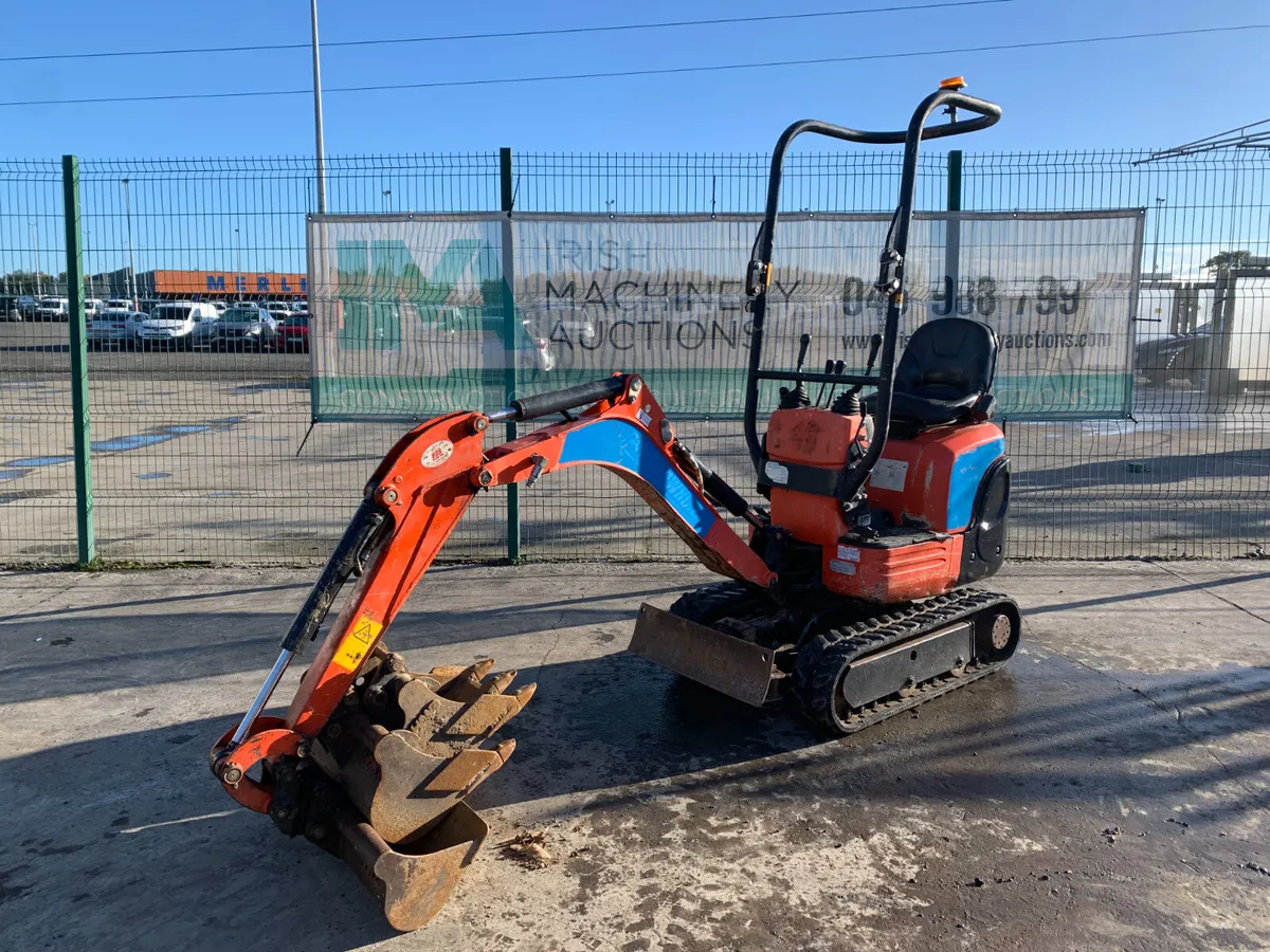 2017 KUBOTA K008-3 MINI EXCAVATOR FOR AUCTION - Image 1