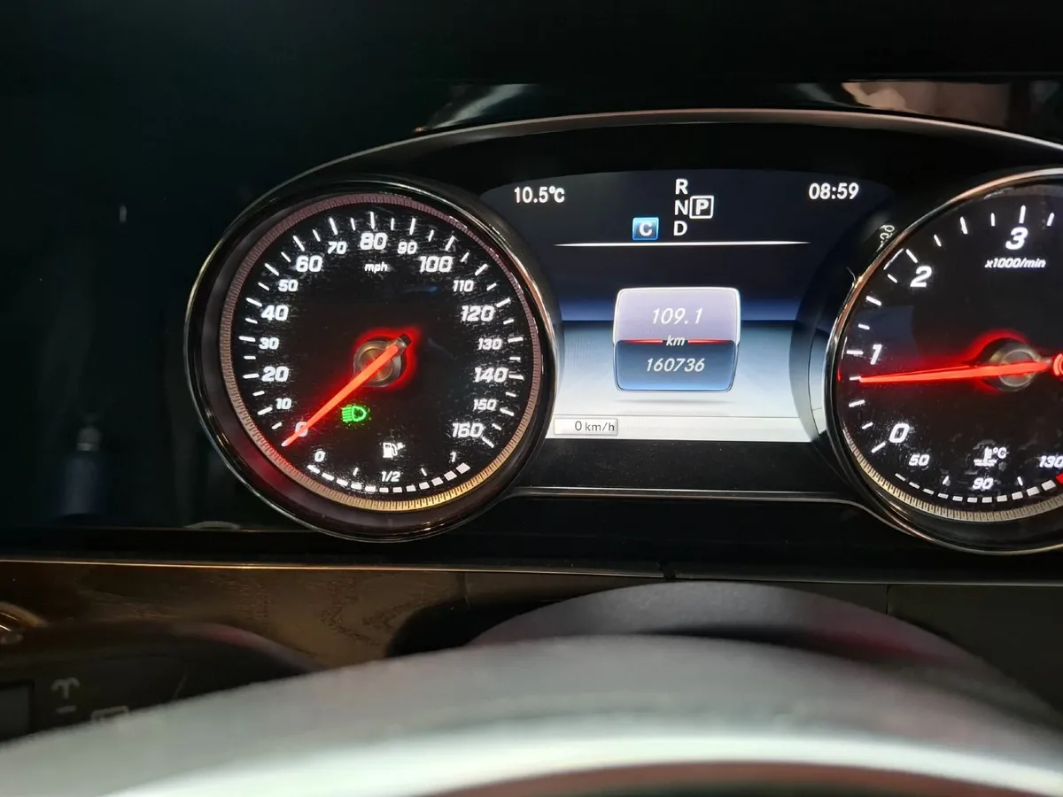 Mercedes-Benz E-Class 2017 - Image 3