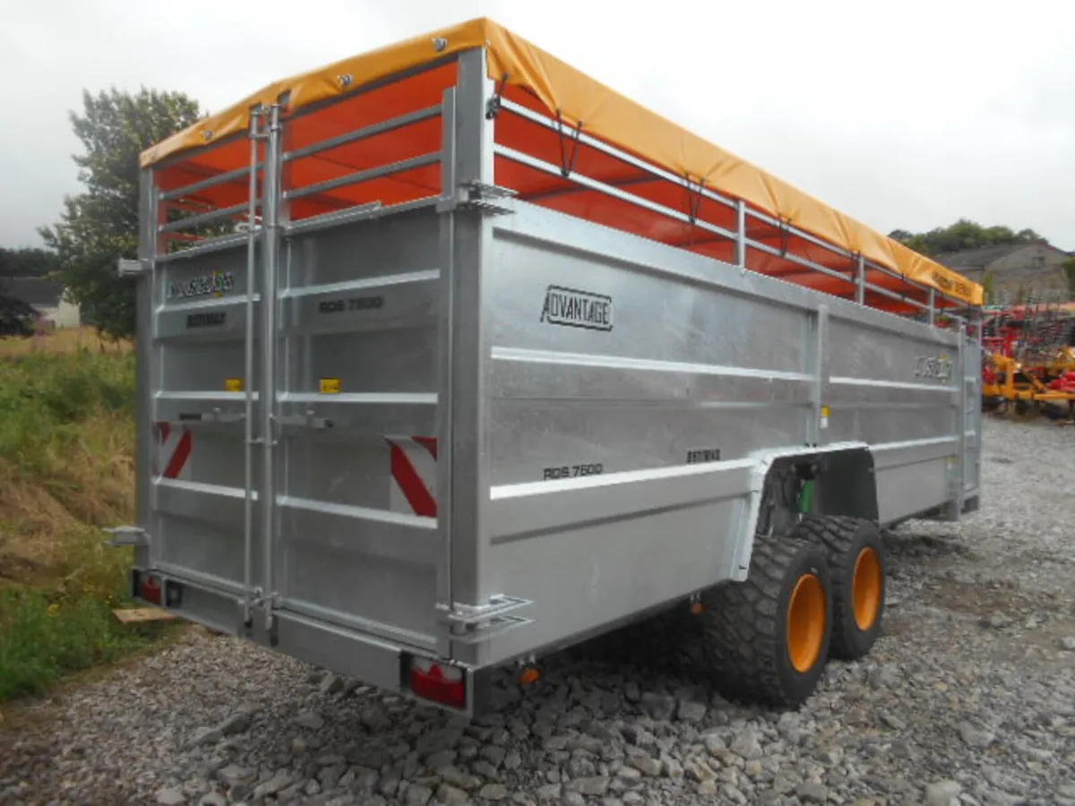 JOSKIN RDS 7500 LIVESTOCK TRAILER - Image 2