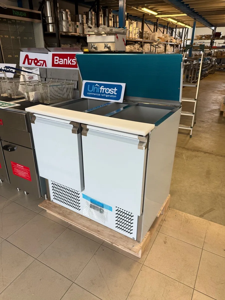 Unifrost saladette fridge - Image 1