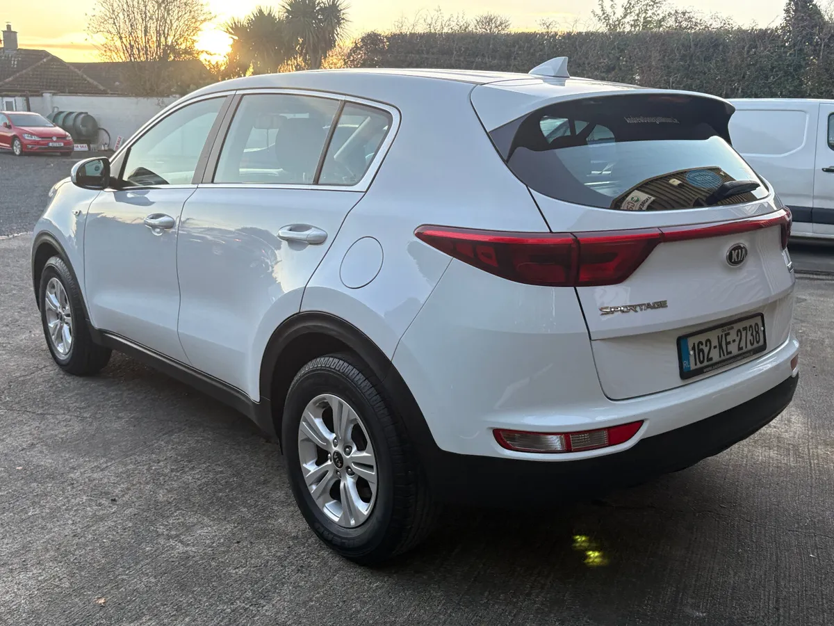 Kia Sportage 2016  IN PRISTINE CONDITION - Image 3