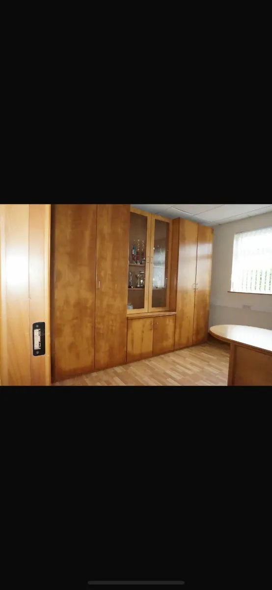 Office Furniture - Image 4