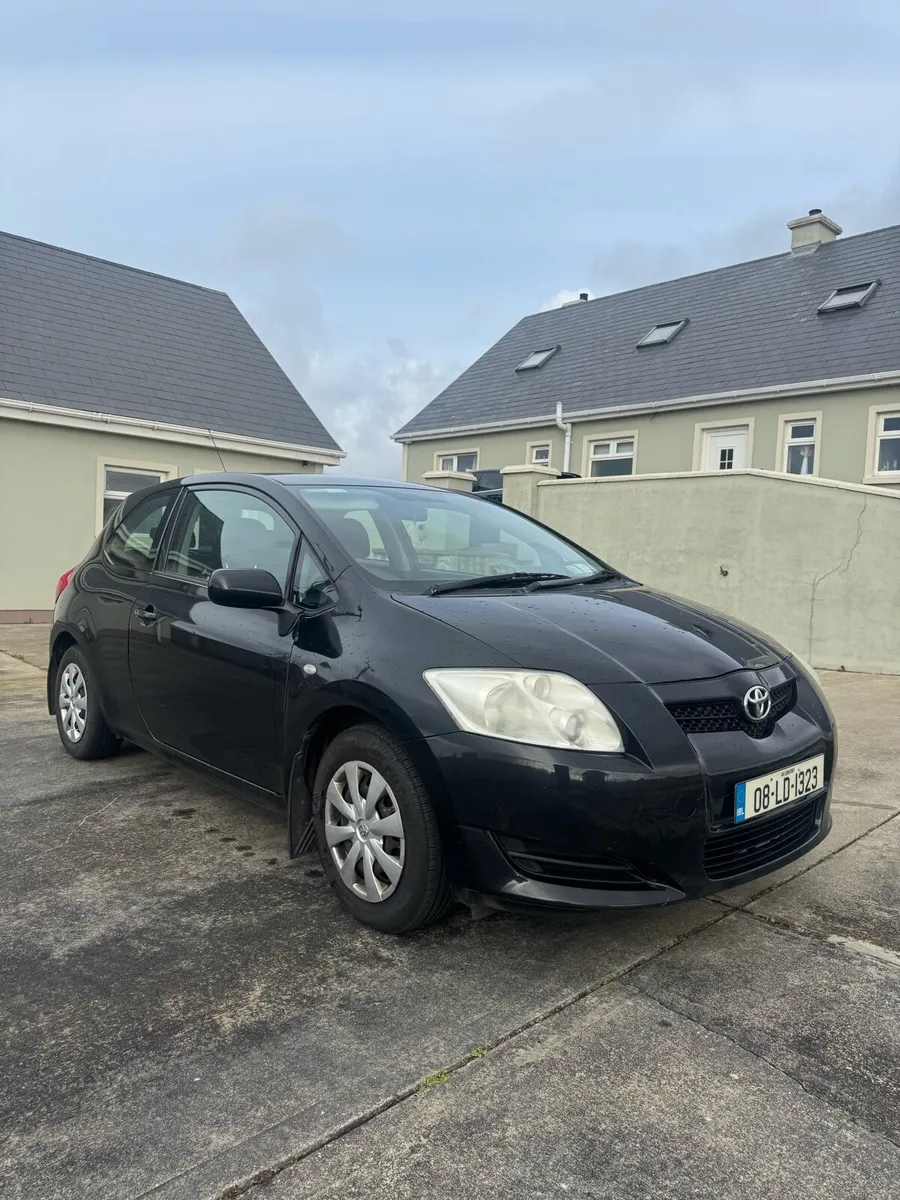 08 Toyota Auris 1.4 Petrol - Image 2