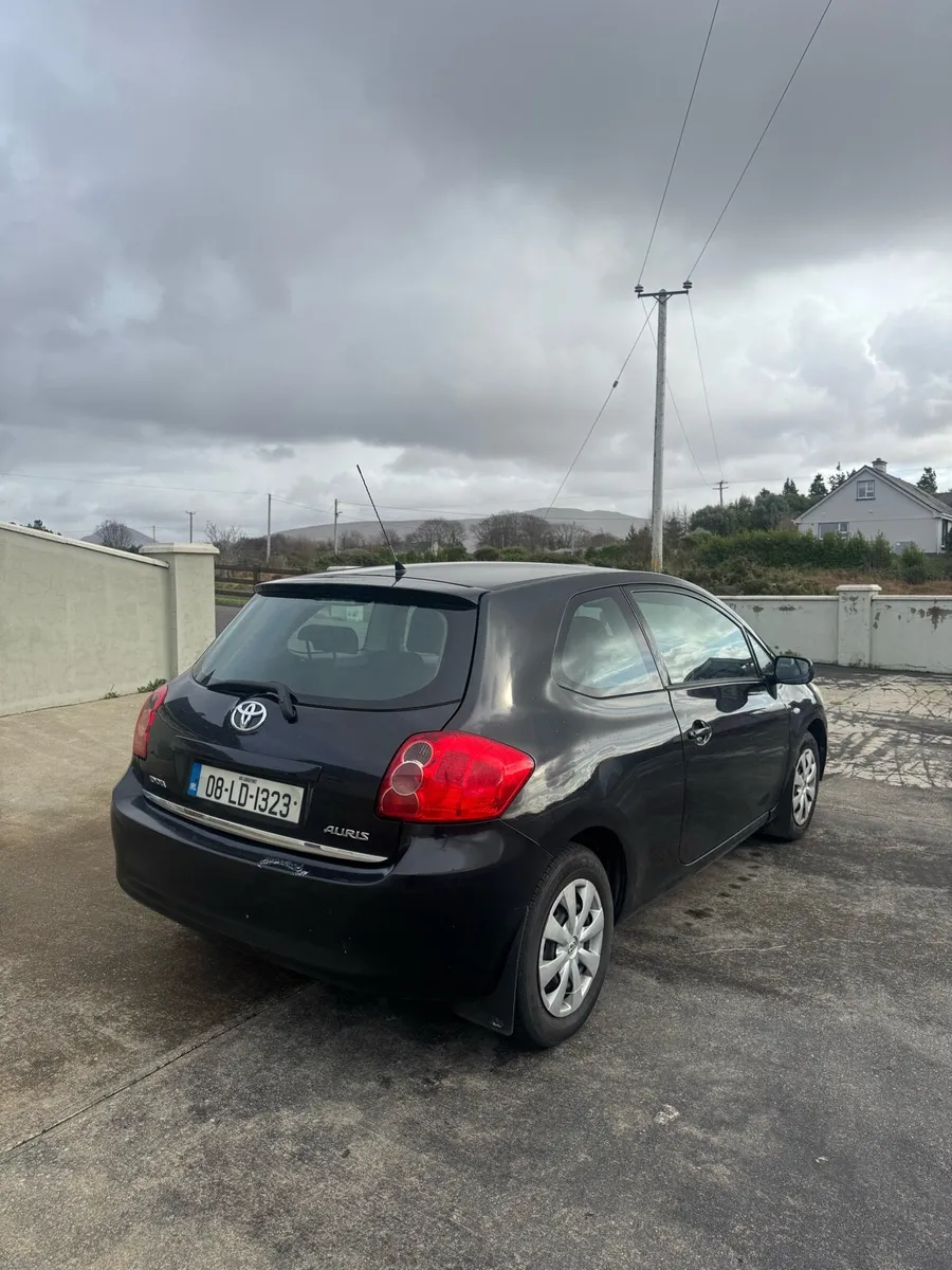 08 Toyota Auris 1.4 Petrol - Image 3