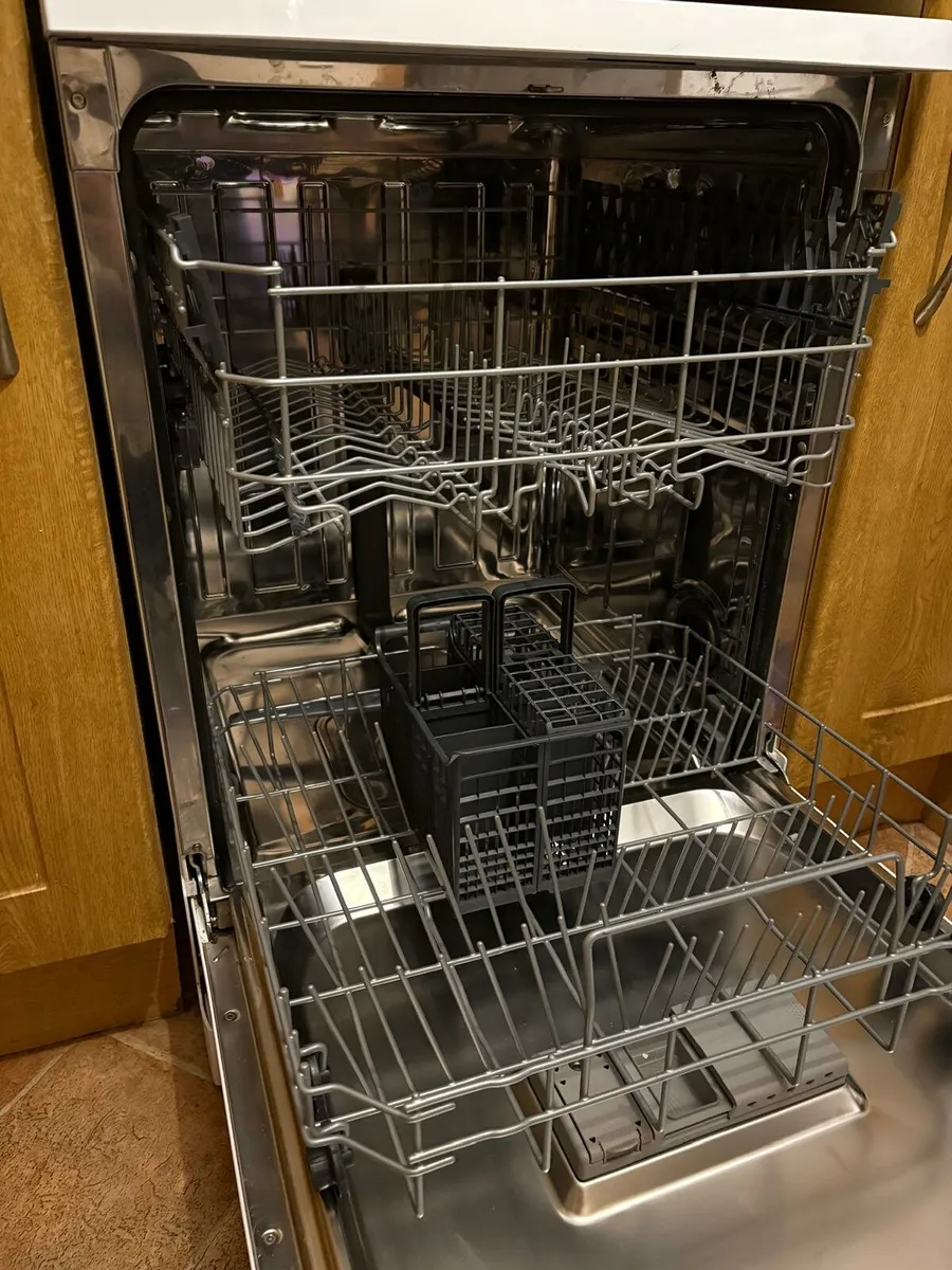 dishwasher - Image 1