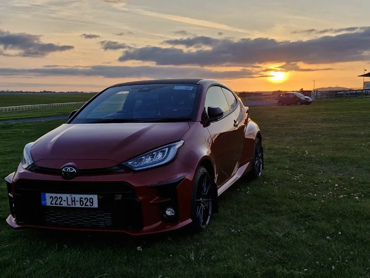 Toyota Yaris 2022 - Image 3