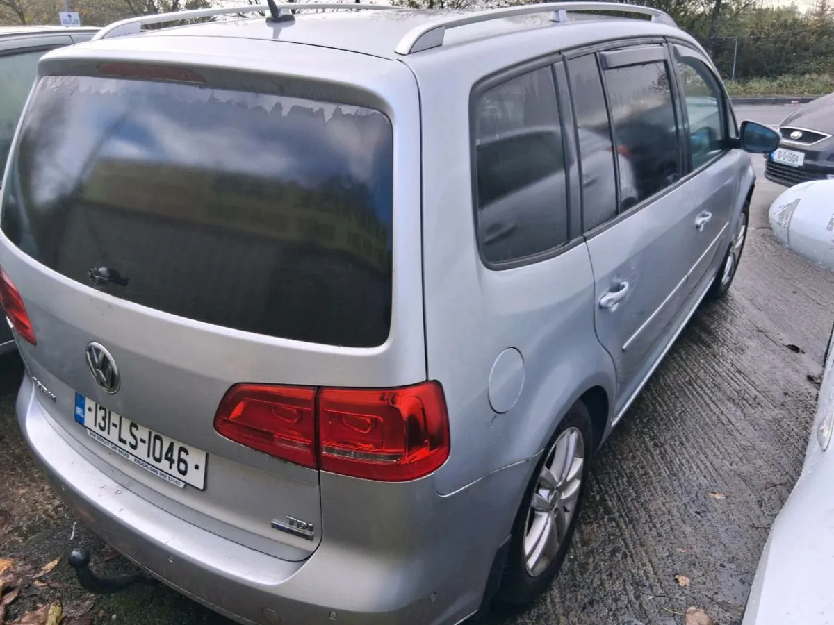 2013 Volkswagen Touran - Image 2
