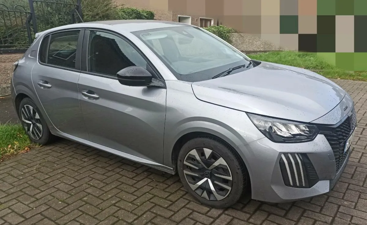 Peugeot 208 Active 1.2 Petrol Manual - Image 4