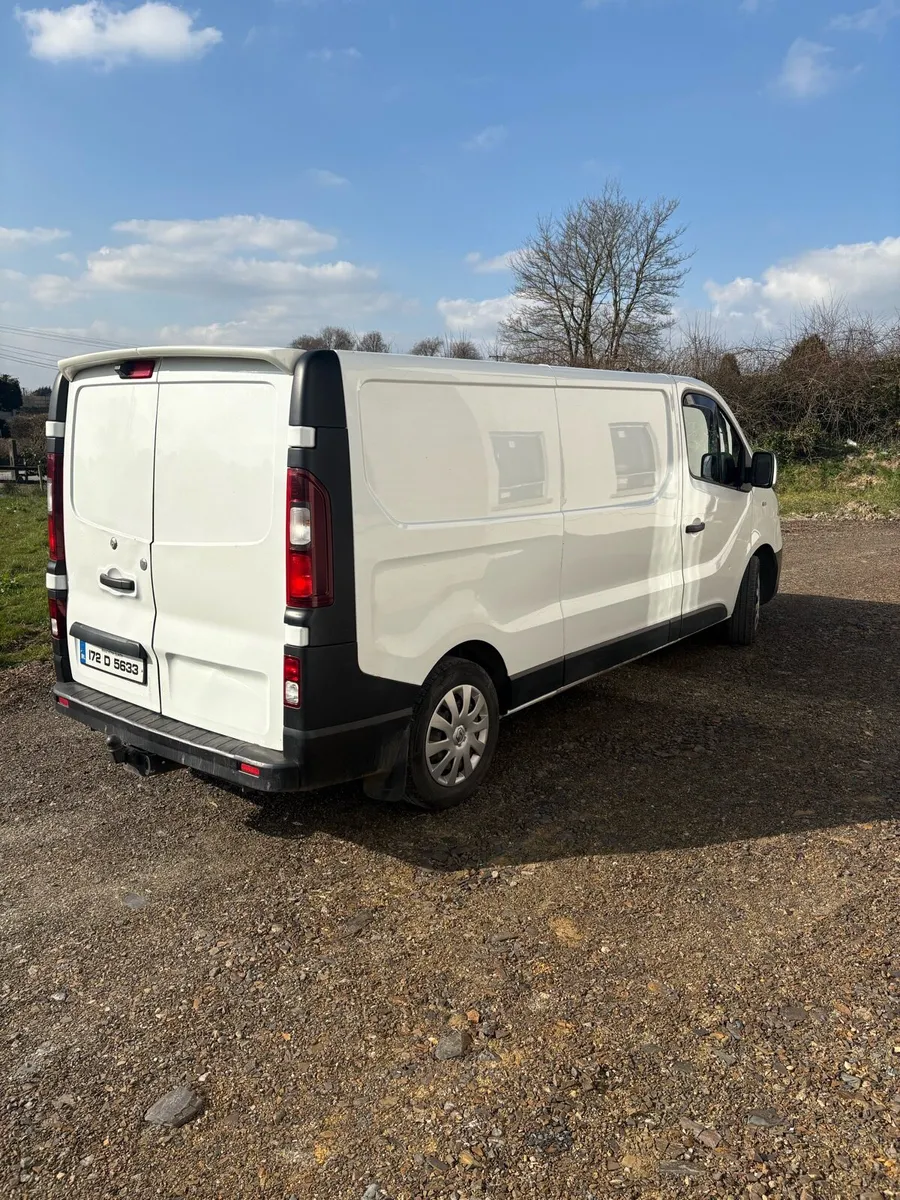 172 Renault Trafic - Image 2