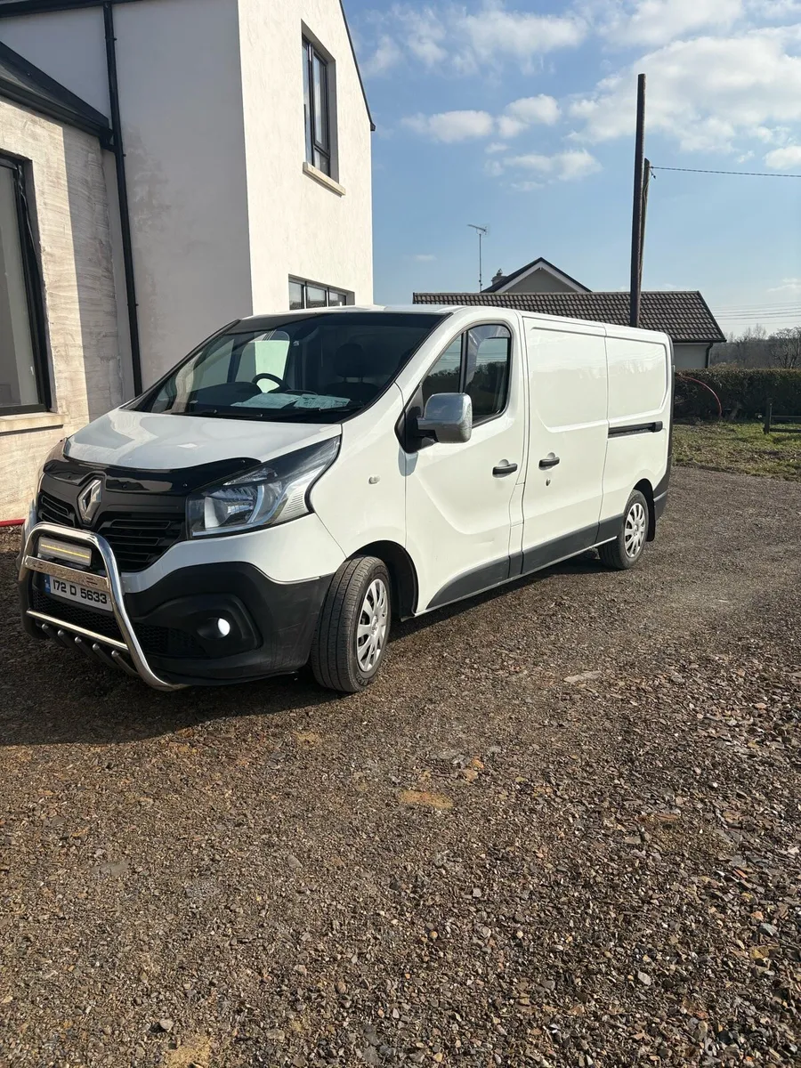 172 Renault Trafic - Image 1