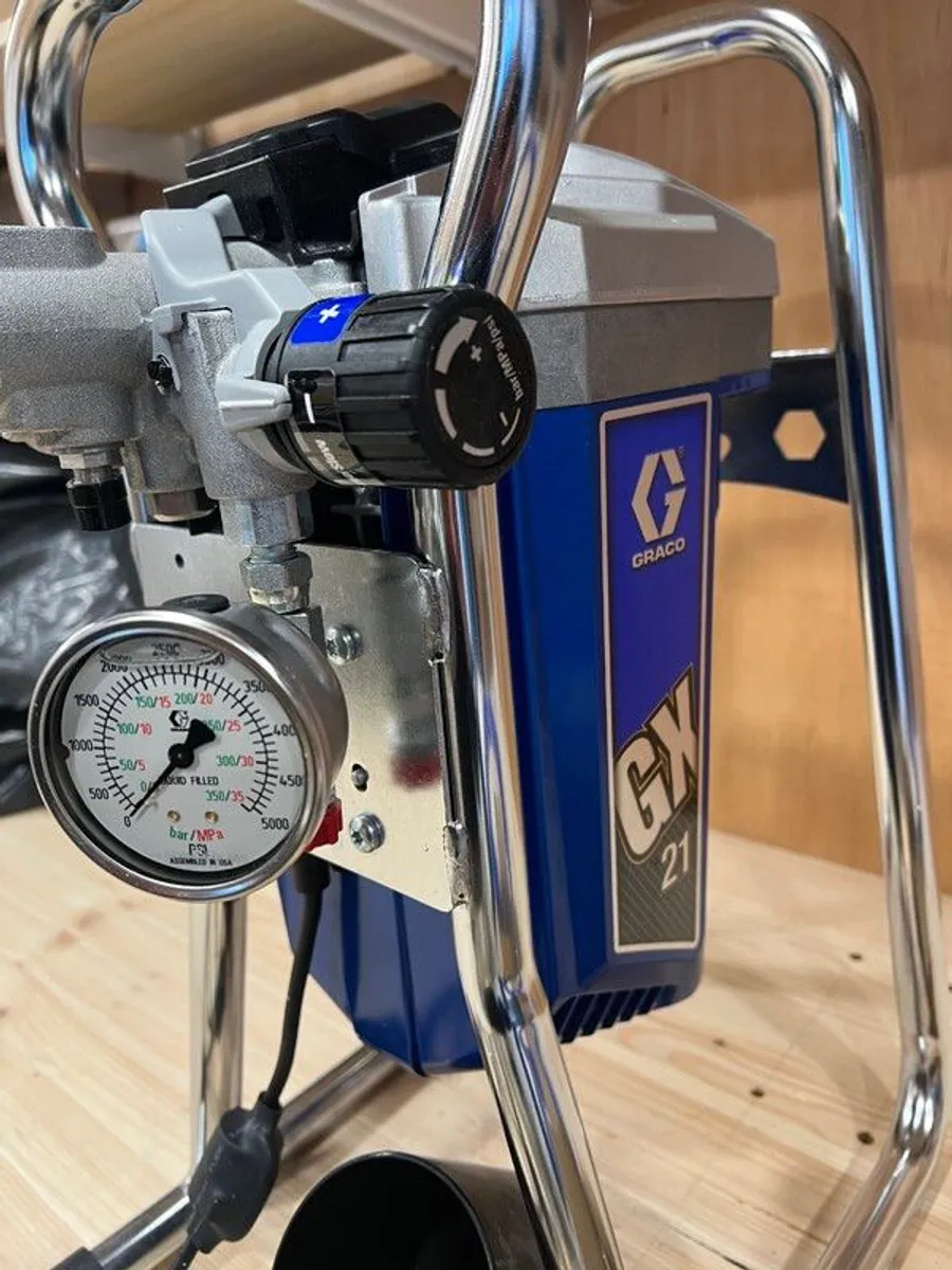 Graco GX 21 Electric Airless Sprayer - Image 2