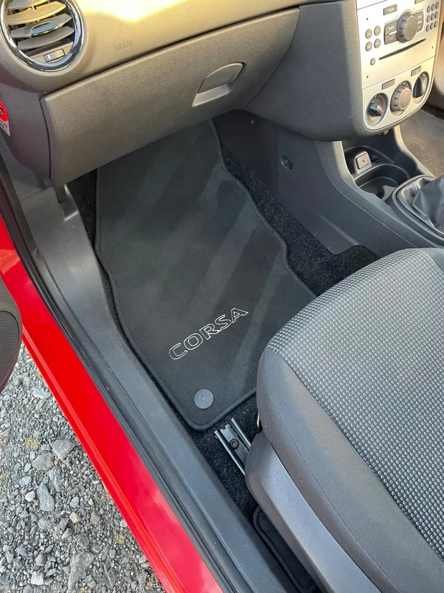 Opel Corsa 2013 - Image 4