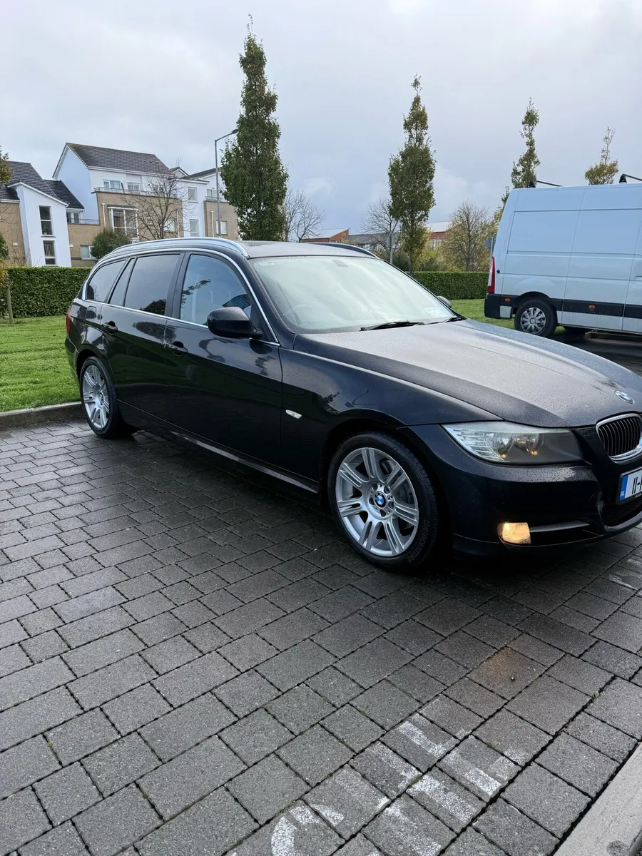 BMW 320 D Exclusive Touring Nct 4/26 Tax 11/25 - Image 2