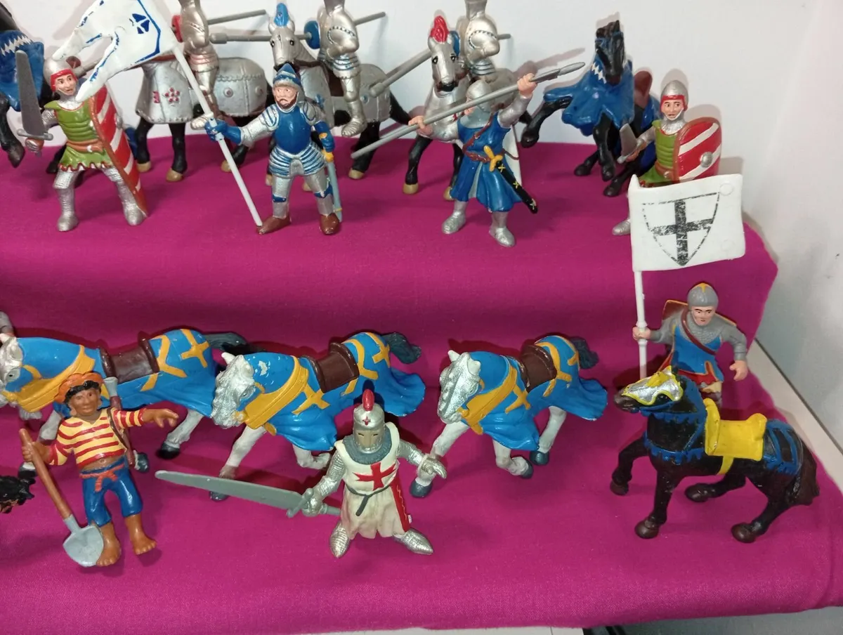 Collection Of Bullyland Germany Jousting Knights - Image 3