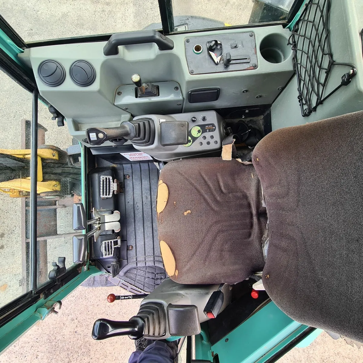 Yanmar Vio33 U 3.5 ton  Digger Excavator - Image 2