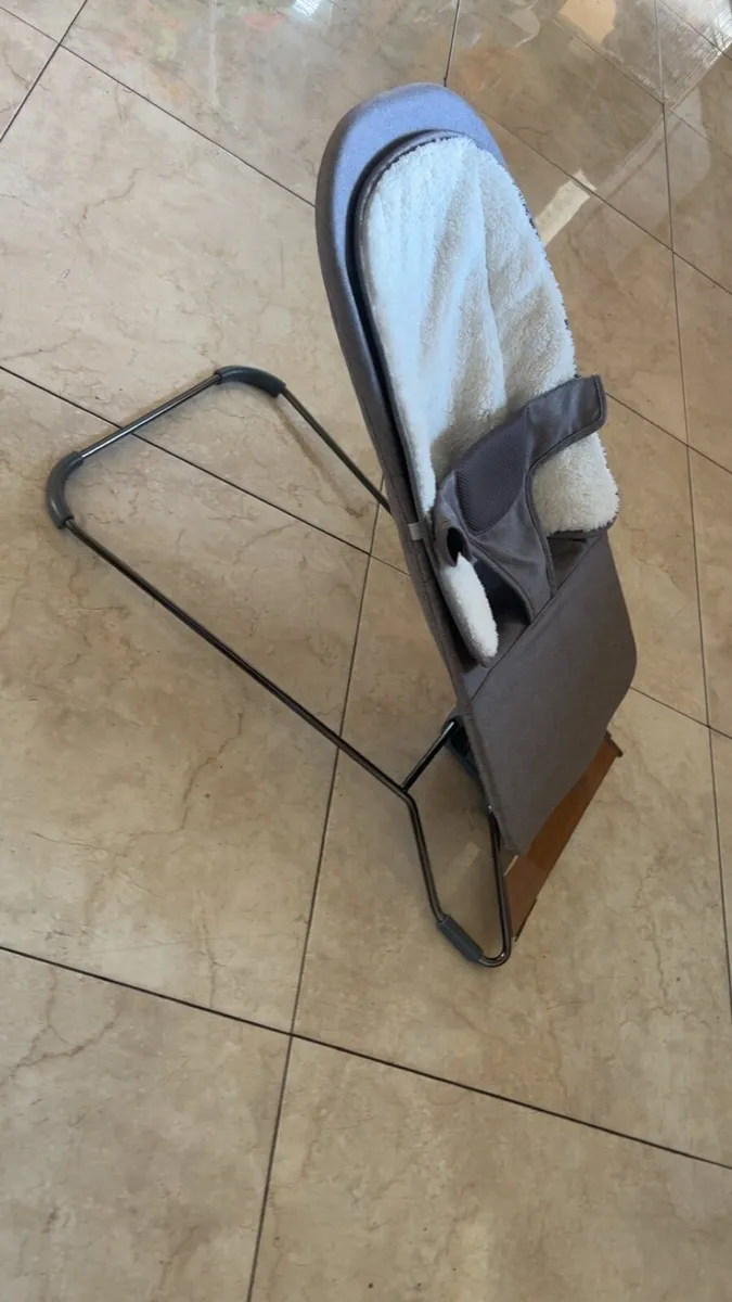 Uppababy Mira Bouncer - Image 1