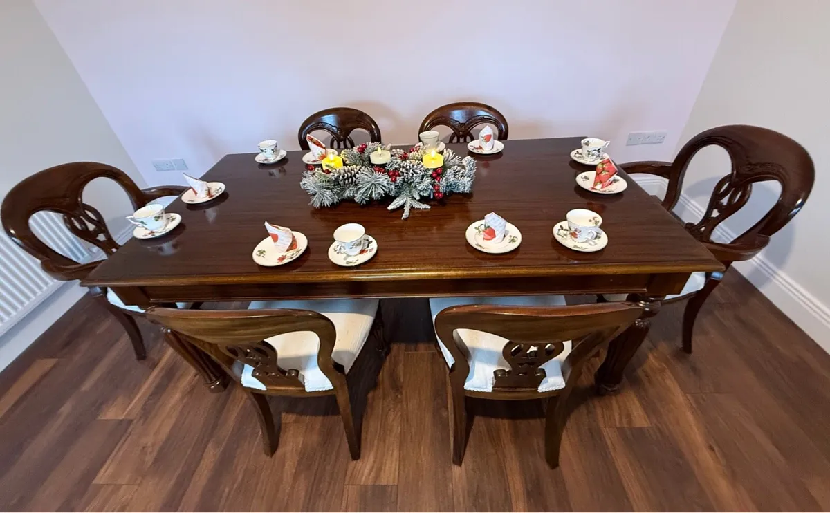OPEN TO OFFERS ON TABLE & CHAIRS - Image 1