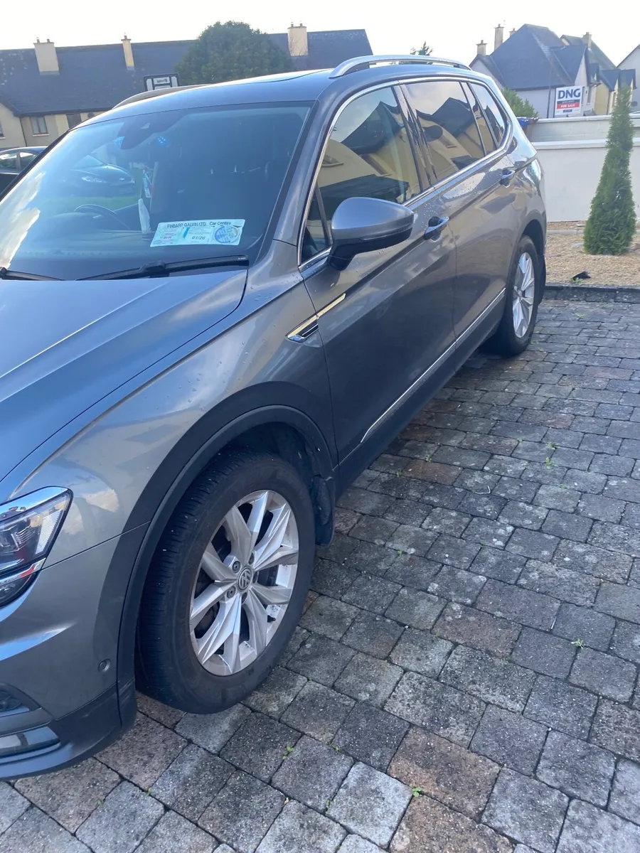 Volkswagen Tiguan 2018 - Image 3