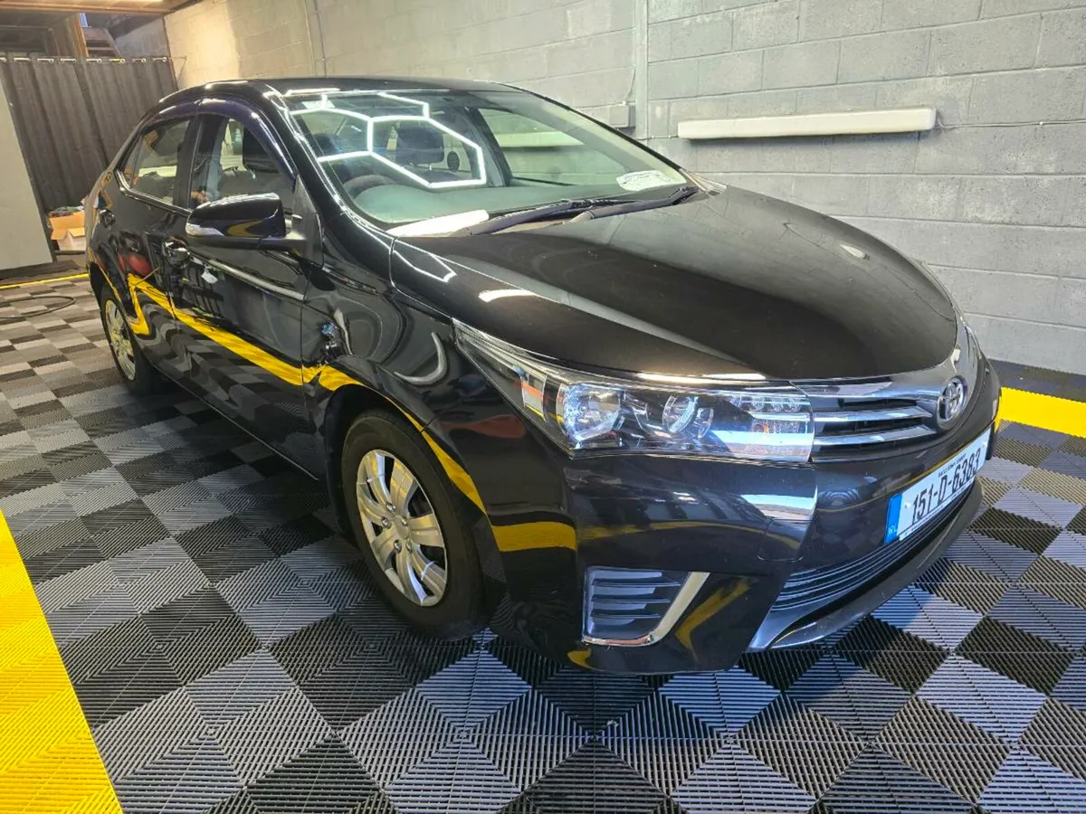 Toyota corolla - Image 1