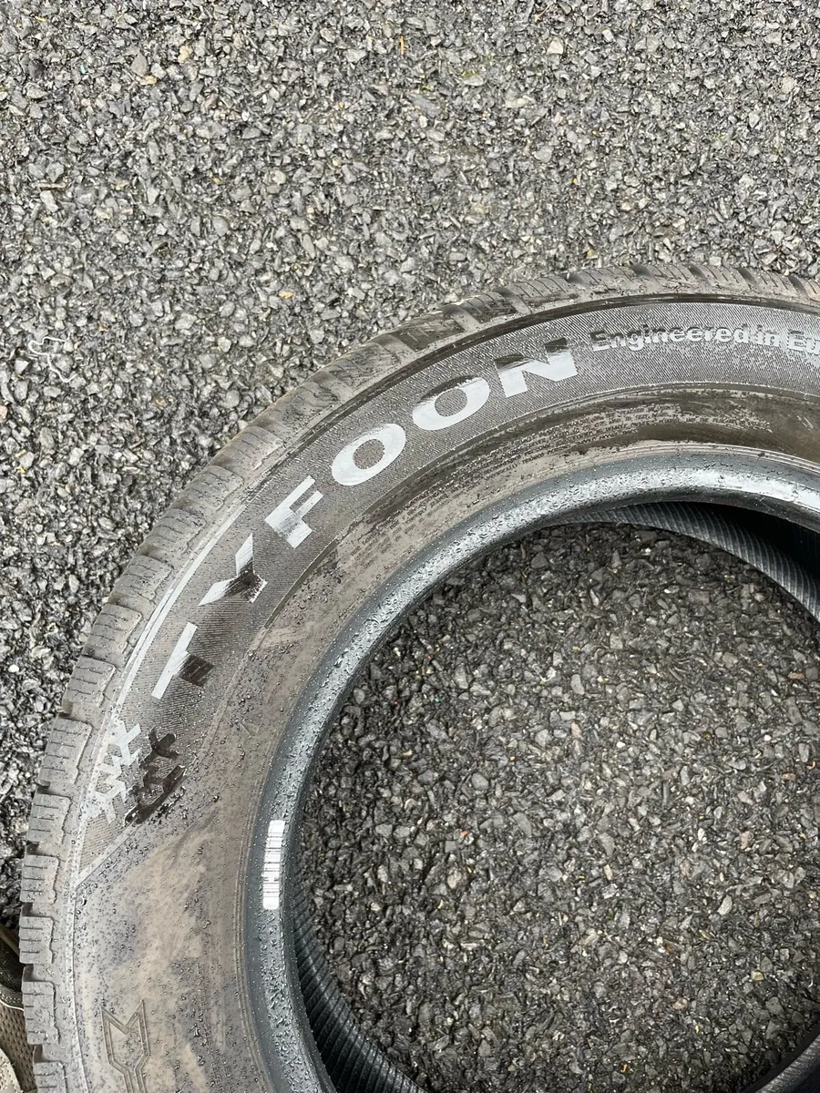 Winter tyre 4 - Image 2