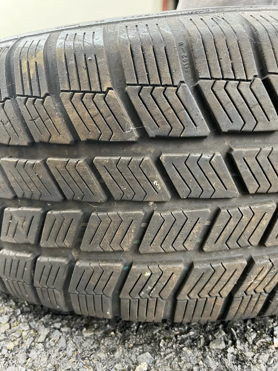 Winter tyre 4 - Image 3